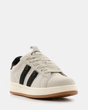 Sneaker Retro
