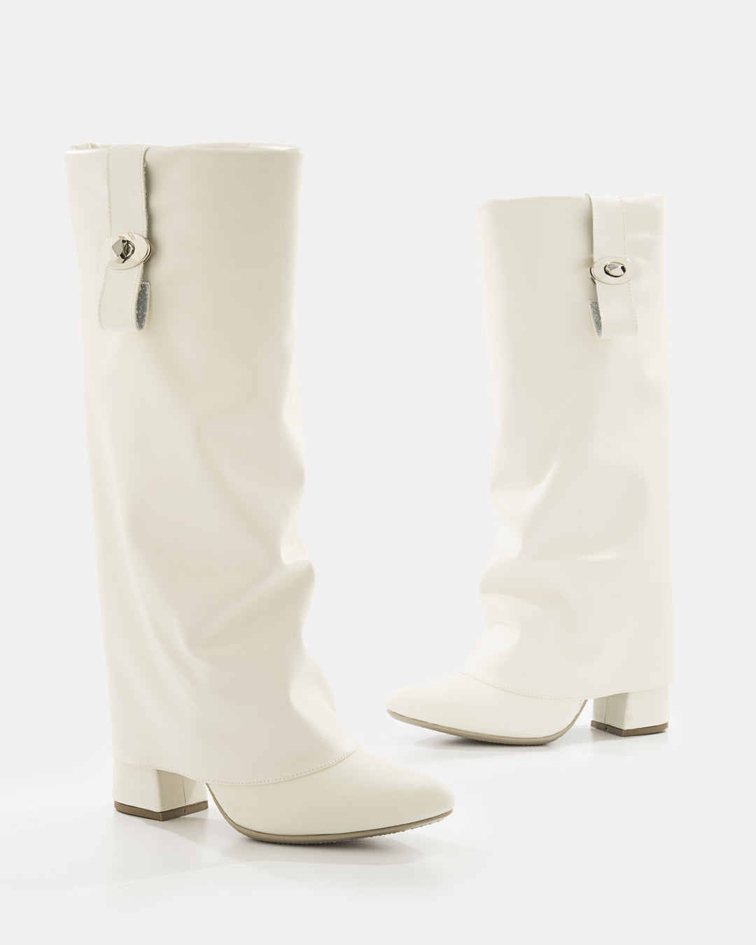 Bota Hebilla