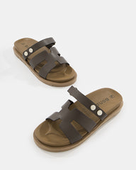 Sandalias Planas de Tiras con Hebillas