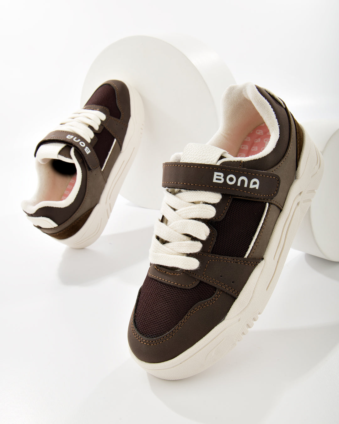 Tenis Retro Velcro  – Bona