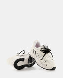 Runner Mara Silver