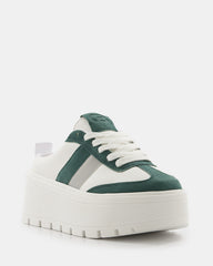 Sneaker estilo zueco