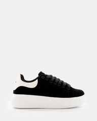 Tenis Urbanos de Suela Gruesa