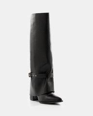 Botas de caña alta con correa al tobillo