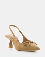 Tacones destalonados con lazo