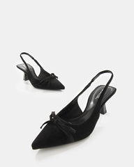 Tacones destalonados con lazo