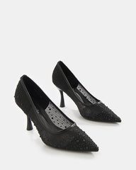 Tacones de punta fina con transparencias